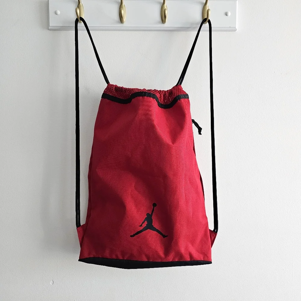🔥 Vintage Air Jordan Drawstring Bag – Red/Black – Michael Jordan #23 Graphic – - Picture 2 of 16